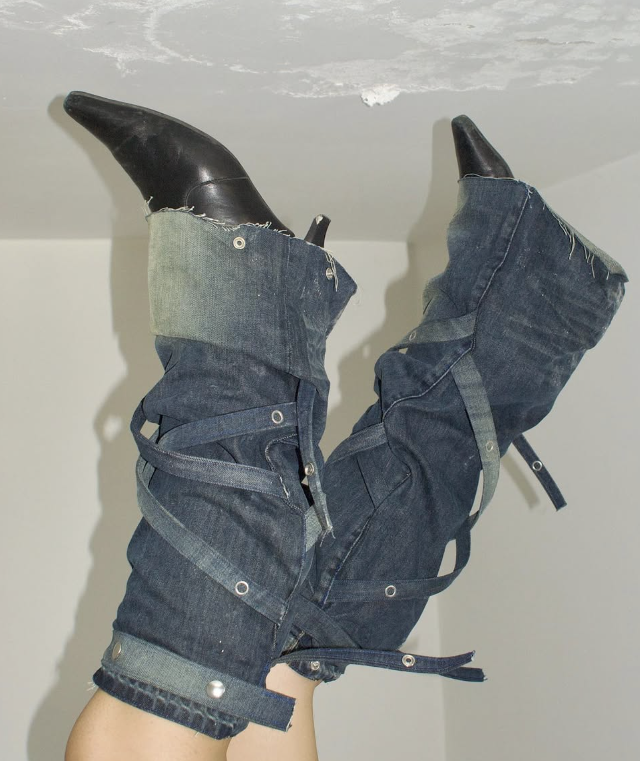 TWOHANDCLCC